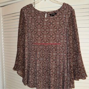 Roz & Ali Burgundy and Black Patterned Blouse